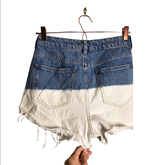 PacSun | Two Tone Blue White Dipped High Rise Mom Short Jean Shorts Distressed - Picture 4 of 8